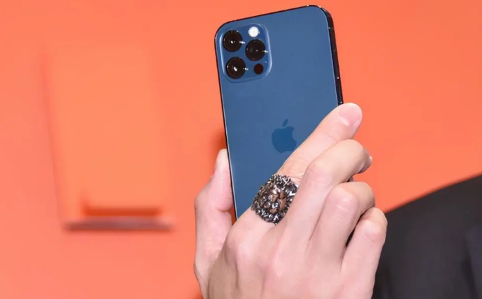 衡阳苹果手机维修分享iPhone12系列重启方法教程 