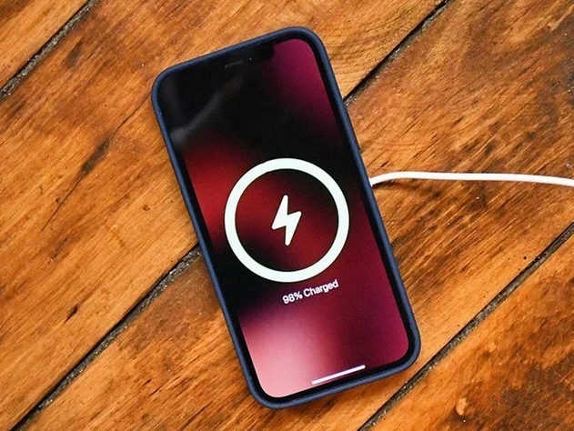衡阳苹果手机维修分享iPhone 12可以随便充电吗 